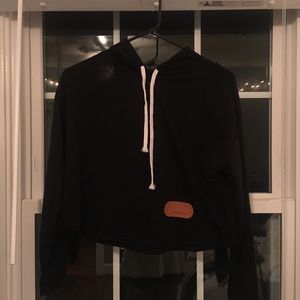 cropped black light sweatshirt